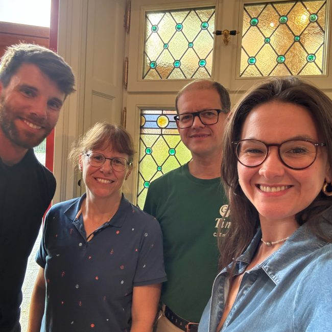 Anna-Aeikens-MdB-besucht-Tischlerei-Timme